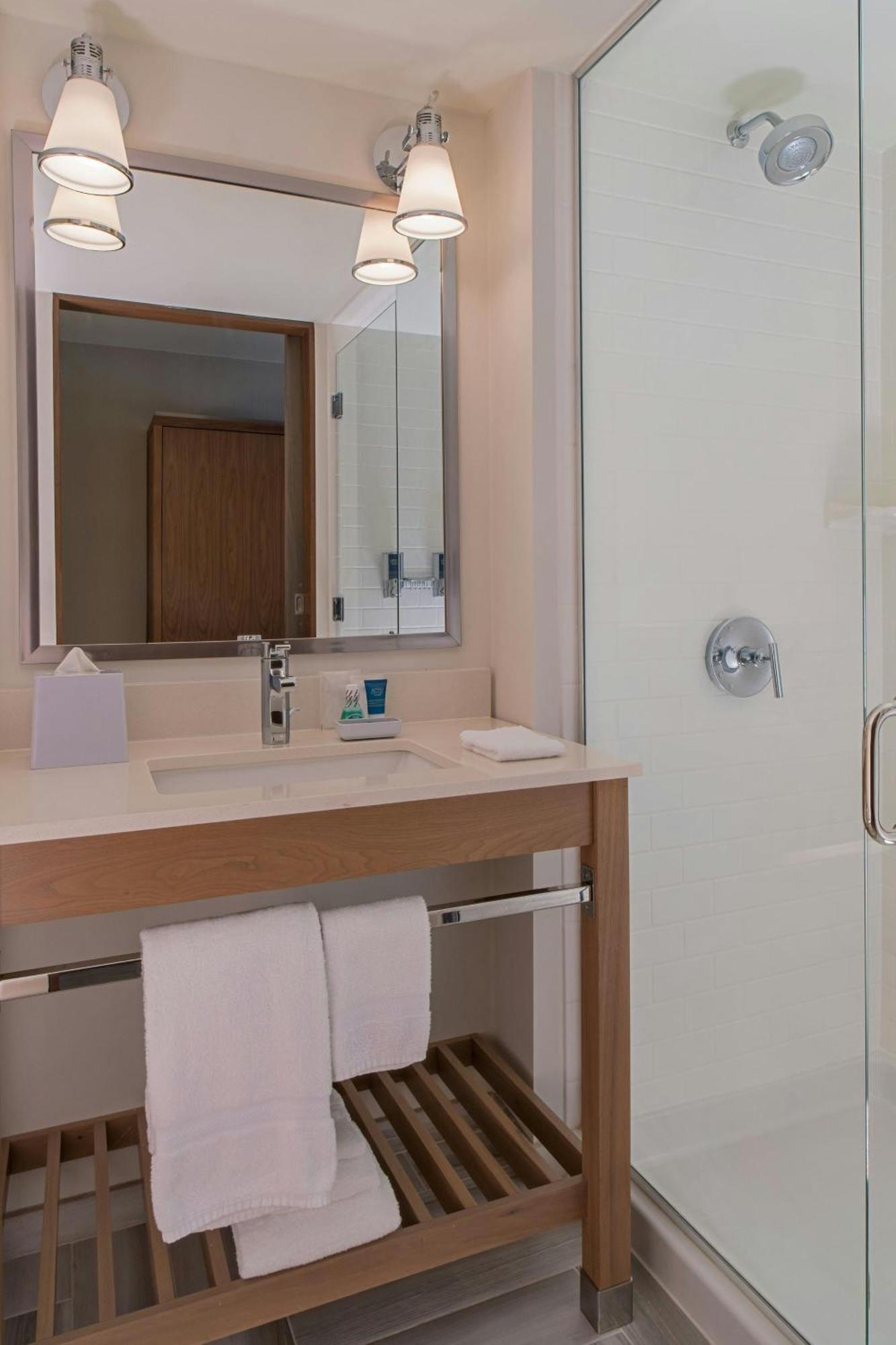Four Points By Sheraton Midland Exteriör bild